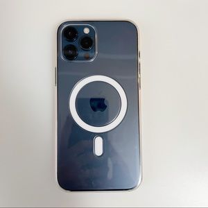 Apple iPhone 12 Pro Max clear case with MagSafe